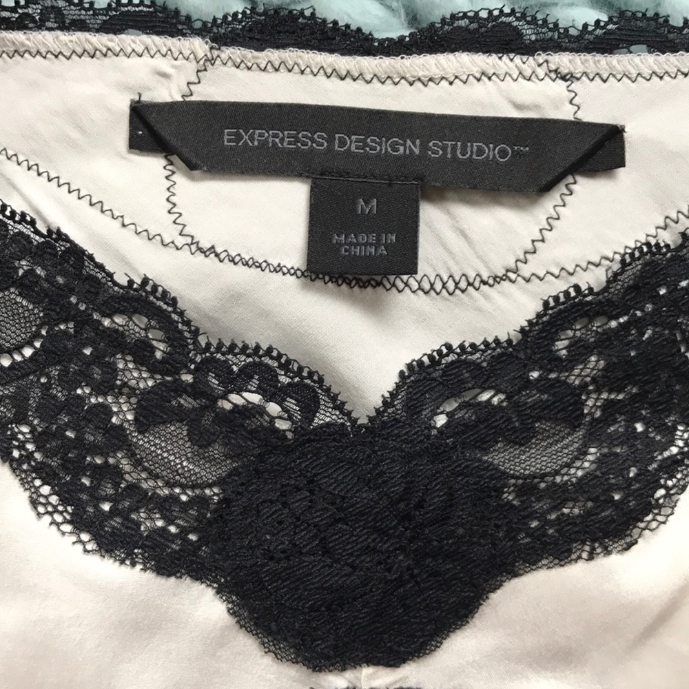 ❌SOLD❌EXPRESS ivory silk camisole - Picture 5 of 8